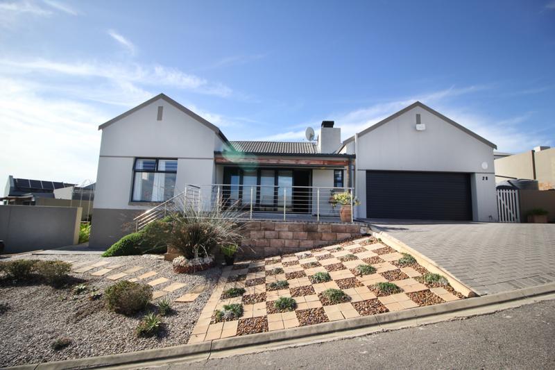 3 Bedroom Property for Sale in Reebok Western Cape